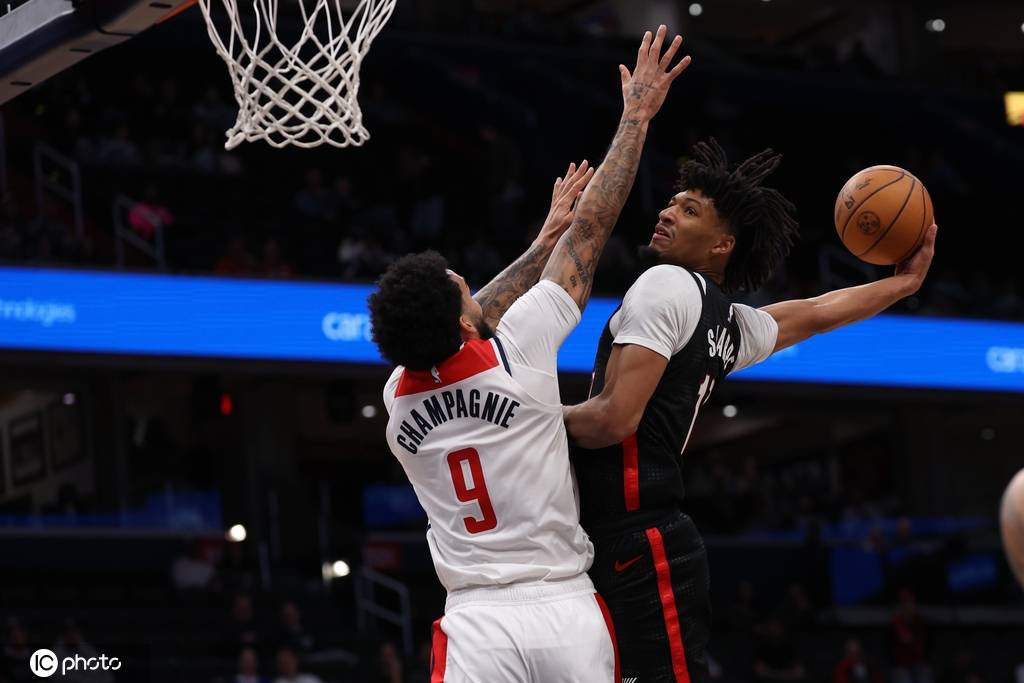 热火客场击败奇才，连续获得四连胜的简单介绍