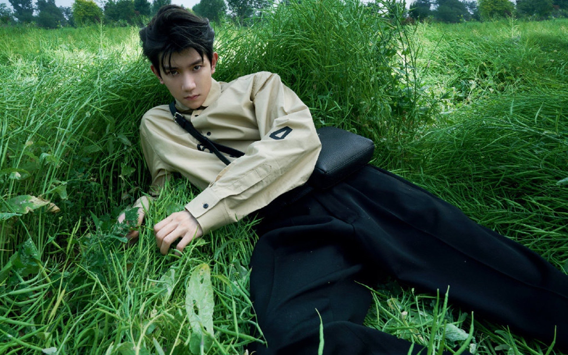 沙特击溃中国，李刚仁关键时刻站出来，亚洲足坛的震撼与新生