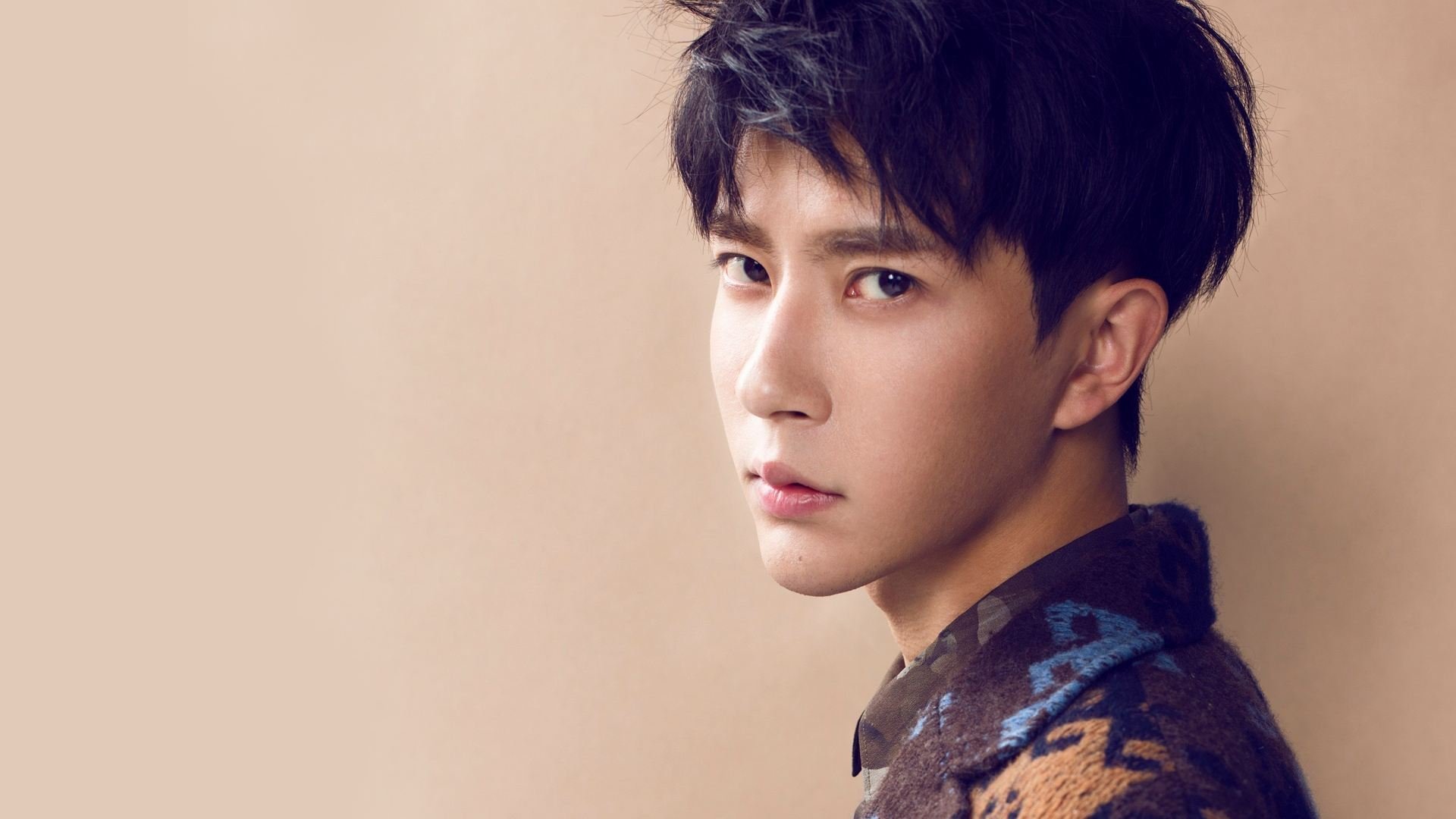 钢铁巨炮如何轰鸣伯纳乌，多特蒙德火力压制与巴尔韦德这枚定盘星