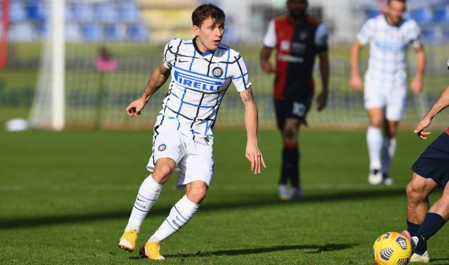 pg电子游戏-巴西对阵曼城，巴雷拉攻防两端统治